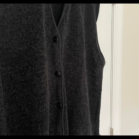 Unisex Black Sweater Vest - Picture 3 of 3